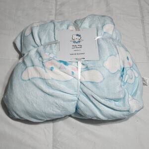 Forever 21 Hello Kitty And Friends Throw Blanket 50" x 60" Home Decor Baby Blue